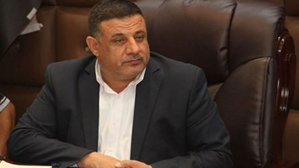 محافظ ديالى يدعو المصارف لتوزيع رواتب الموظفين ويشكل لجنة للتحقيق بأسباب التأخير