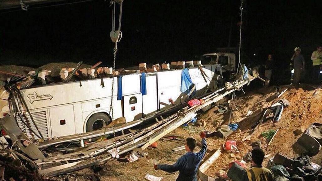 مصرع واصابة 24 سائحا عراقيا بحادث سير في ايران