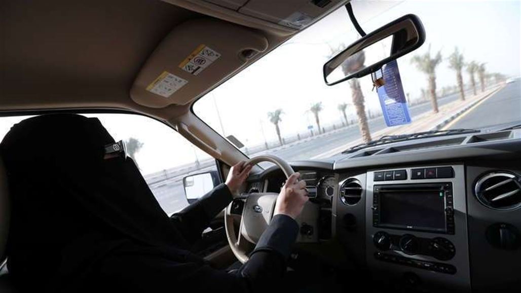 معارضون لقيادة النساء للسيارات يحرقون سيارة امرأة سعودية