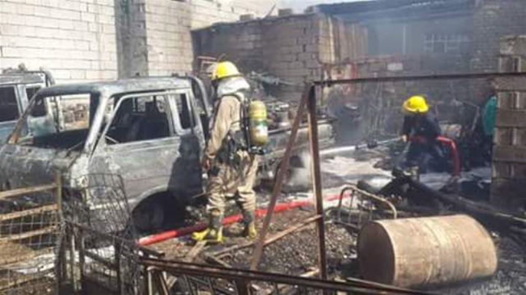إخماد حريق اندلع بسيارتين محملتين بـ100 اسطوانة غاز غربي بعقوبة
