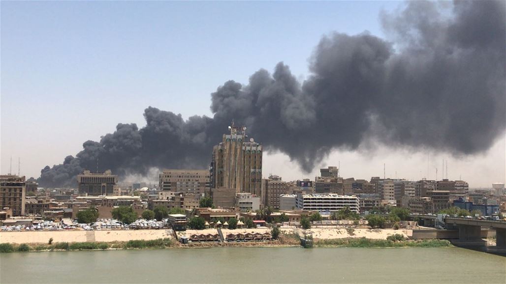 بالصور.. الحريق الهائل للمحال التجارية شرقي بغداد
