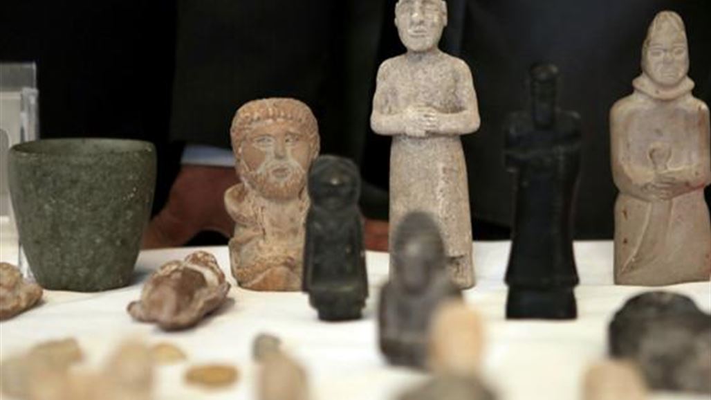 اعتقال ثمانية تجار آثار وسط بغداد بحوزتهم قطع اثرية