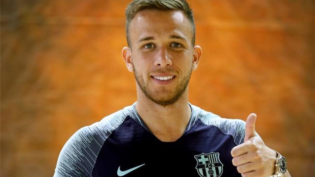 آرثر: حلمي اللعب مع ميسي