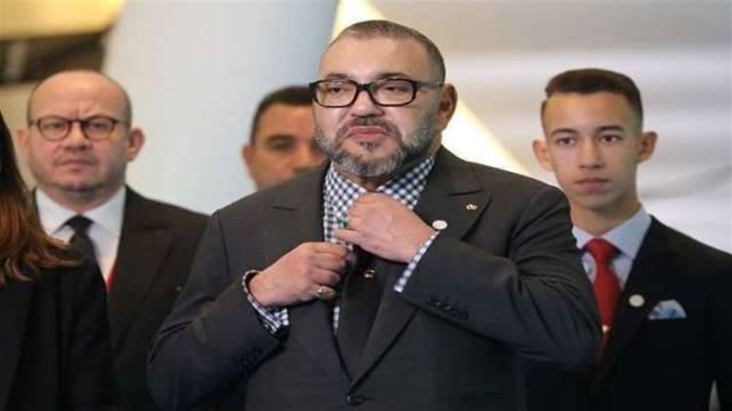 ملك المغرب يقيل وزير الاقتصاد والمالية