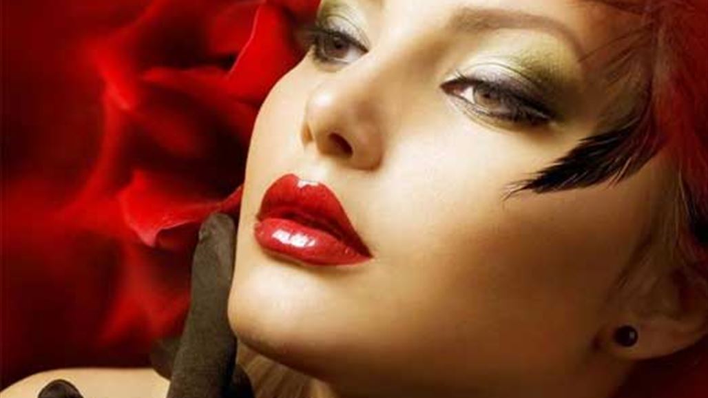 3 خطوات أساسية للحصول على شفاه بارزة وجذابة