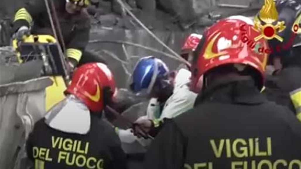 بالفيديو: لحظة إنقاذ شخص من انهيار جسر جنوى!