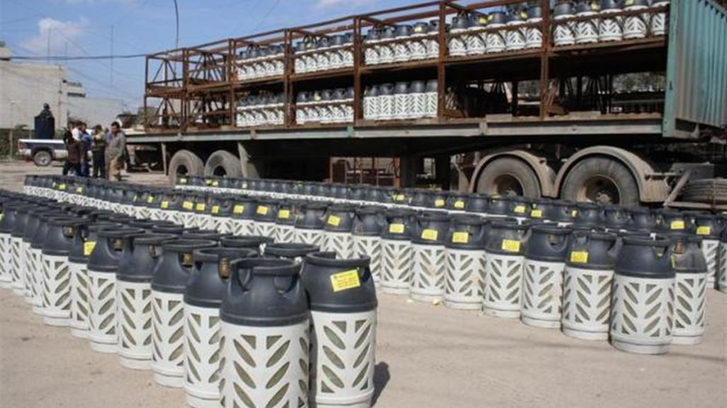 النفط تكشف عن استيراد 250 ألف اسطوانة غاز بلاستيكية جديدة لتوزيعها على المواطنين