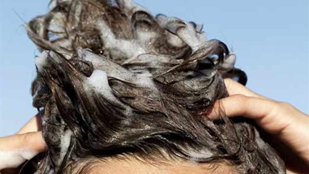 كم مرة عليك غسل شعرك في الأسبوع؟