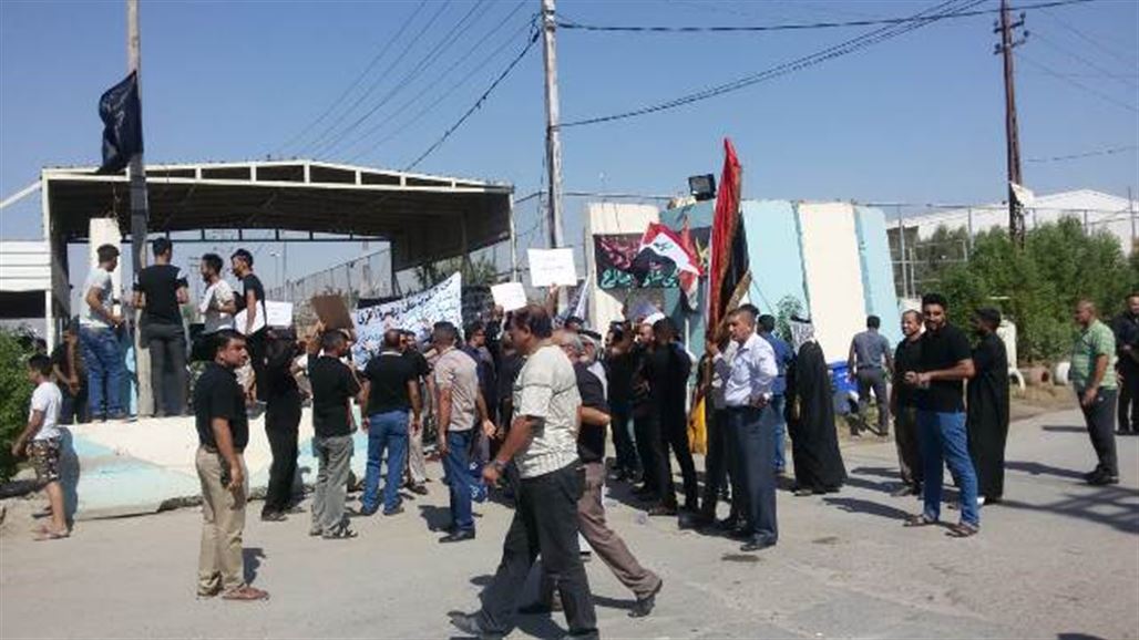 العشرات يتظاهرون في بابل احتجاجا على شحة المياه وجفاف الانهر