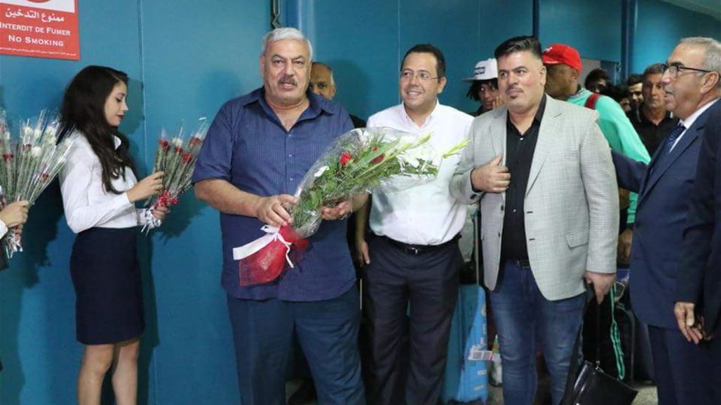 تونس تستقبل وفد نادي النفط بالورود