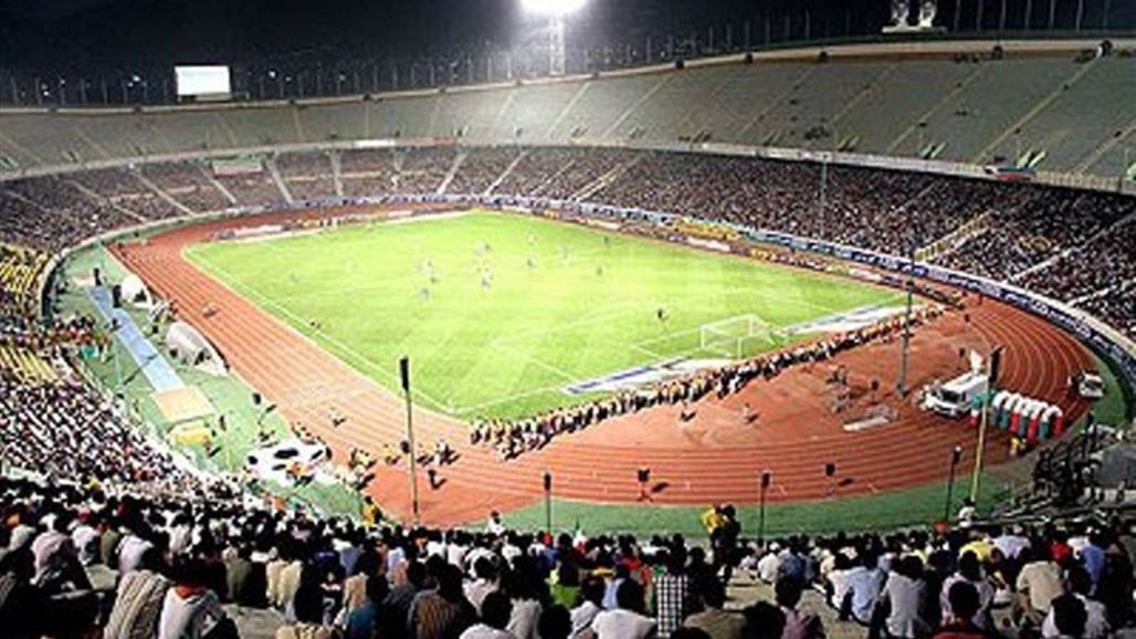 جماهير بيرسبولس الايراني تواسي بشار رسن باللغة العربية