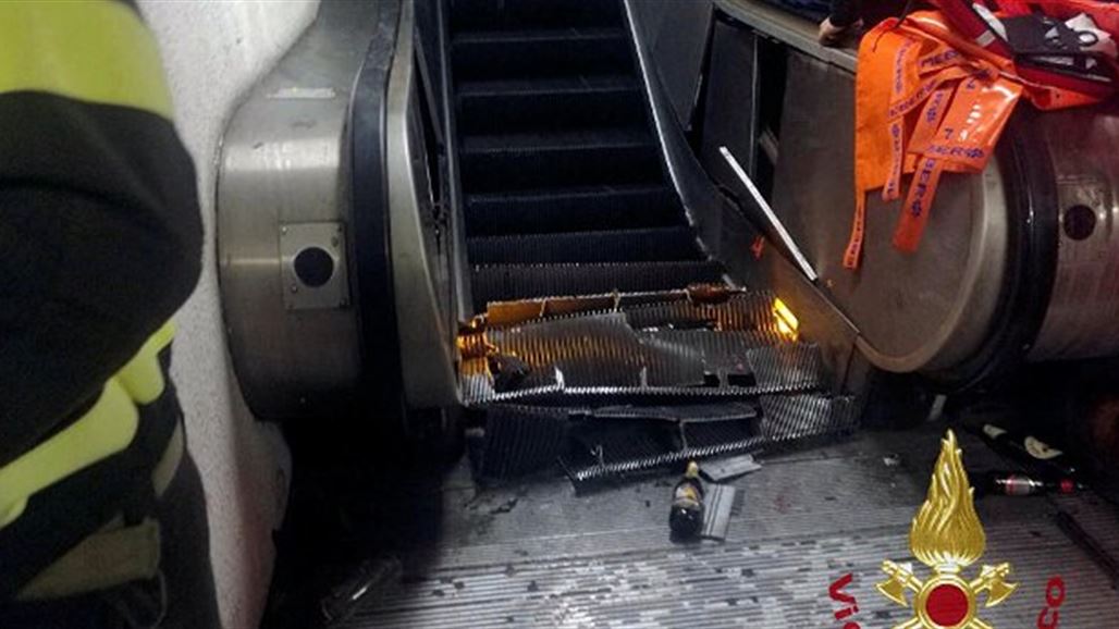 إصابة 15 شخصا بينهم مشجعون روس جراء انهيار درج متحرك في مترو روما