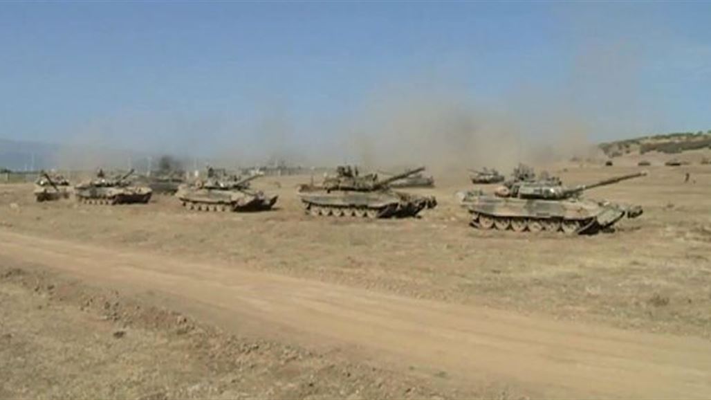 دبابات عراقية تحصل على "يد طويلة" طالما حلم بها جيش صدام
