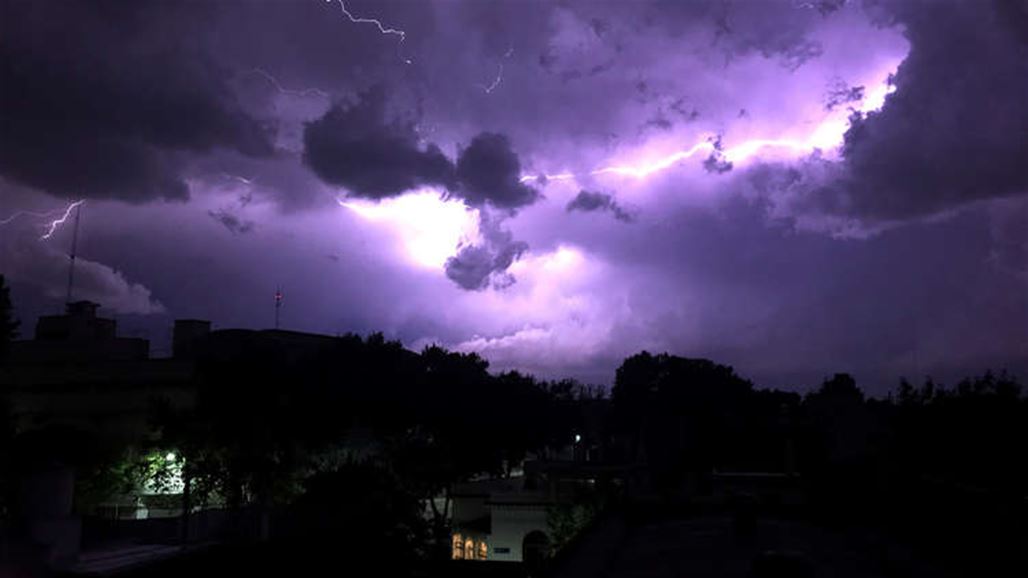 أرجنتينيون يعزون سوء الأحوال الجوية إلى "صحن طائر"