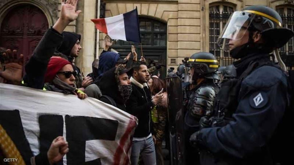 مواجهات عنيفة وحرائق في شارع الشانزليزيه في باريس