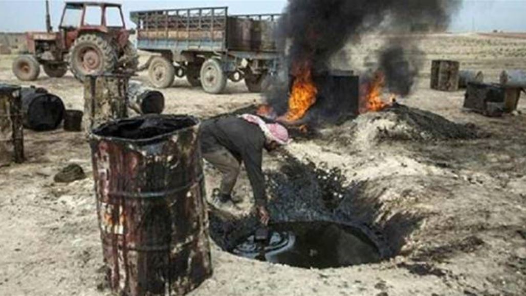 صور جوية تظهر قوافل صهاريج تهريب النفط الى العراق وتركيا