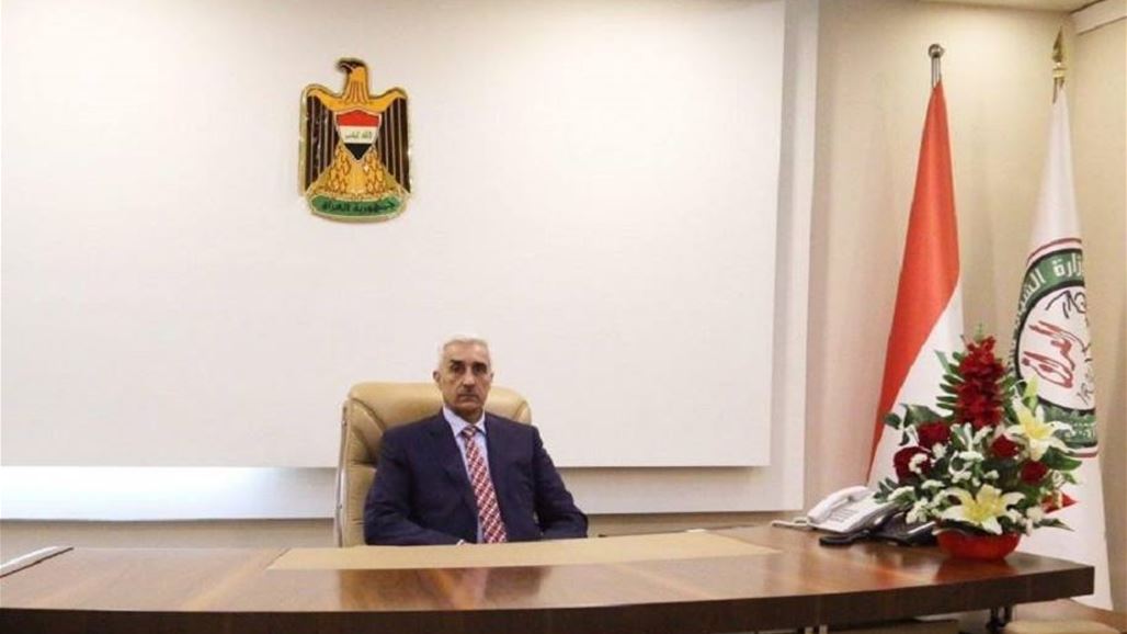 وزير الشباب والرياضة يعد بافتتاح ستة ملاعب العام المقبل