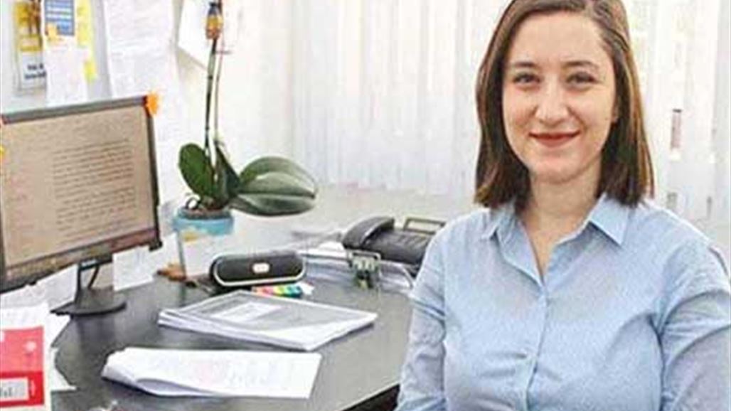 قتلها بالرصاص بعد أن ضبطته يغش في الامتحانات