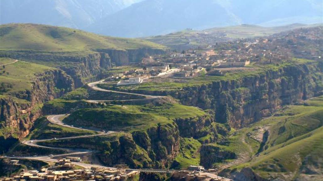 هاورامان .. بيوت حجرية بهيكلية معمارية على الحدود العراقية "صور"