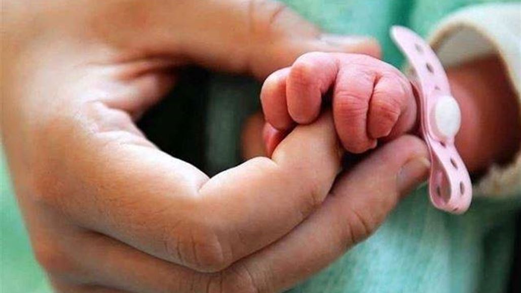 طفل حديث الولادة يعود الى الحياة بعد وفاته 3 مرات!