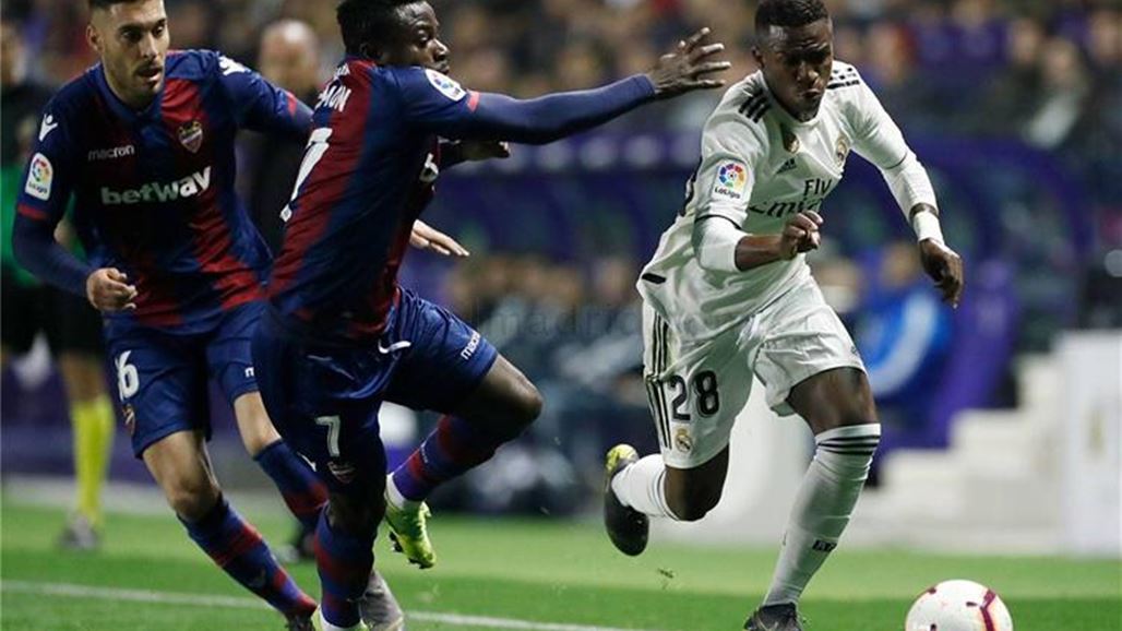 ريال مدريد يستعد للكلاسيكو بفوز صعب على ليفانتي