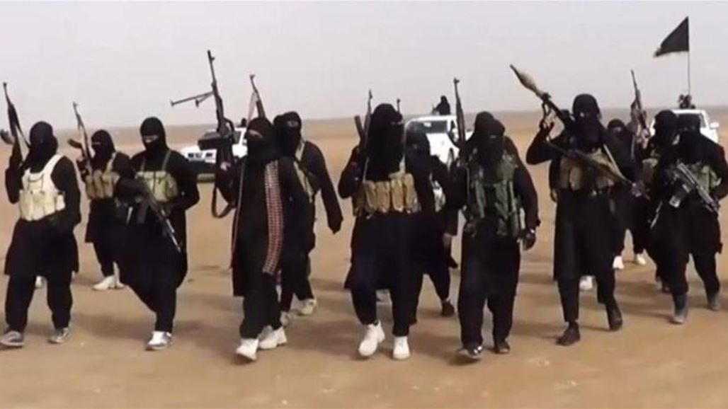 النجف: احد مختطفي المحافظة ينجو من داعش بعد قتله عنصرا بالتنظيم في الانبار