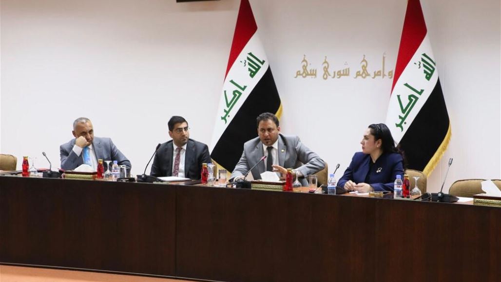 مقترح الى عبد المهدي بشأن توفير درجات وظيفية لحملة الشهادات العليا