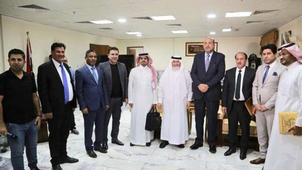 الجانبان العراقي والسعودي يوقعان "محضر الشروع بالعمل" في المدينة الرياضية