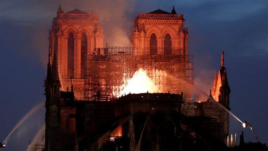 لماذا تأخّر إخماد حريق كاتدرائية نوتردام؟ وكيف تمت السيطرة عليه؟