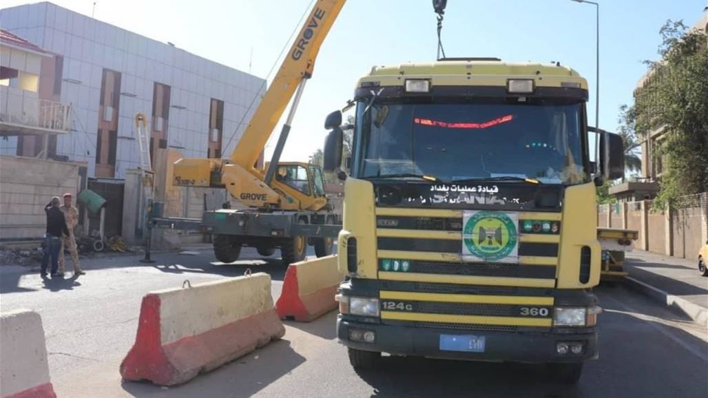 الكتل الكونكريتية.. من حواجز أمنية إلى مخازن للحبوب