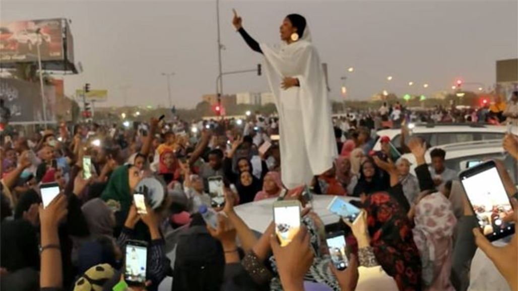 حقيقة الأيقونة السودانية ذات الثوب الأبيض