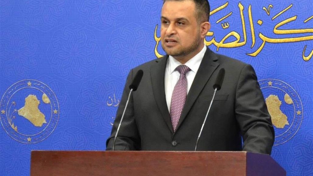 نائب يصف البرنامج الحكومي بـ"البائس" ويدعو عبد المهدي للإيفاء بما الزم به نفسه
