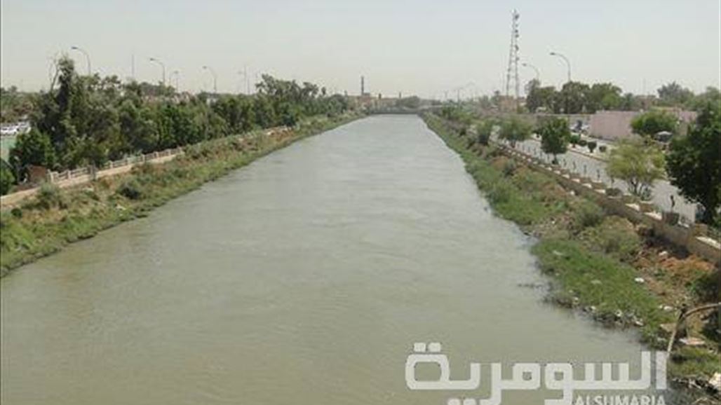 شرطة الديوانية تنتشل جثة طالب غريق