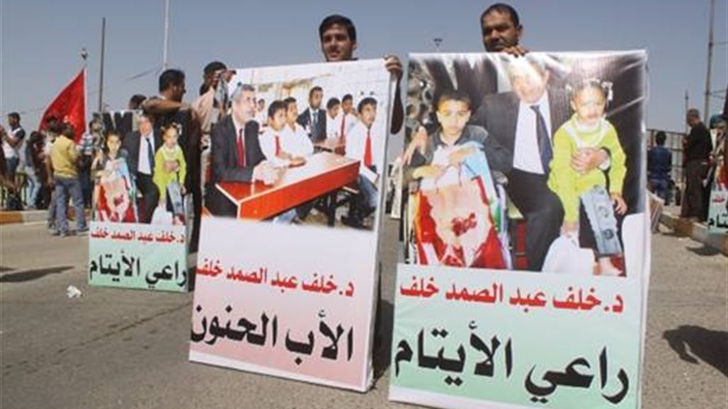 متظاهرون في البصرة يطالبون بتجديد ولاية المحافظ ونواب يعترضون عليه