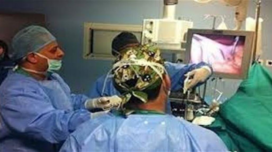 فريق طبي عراقي "يطوي" معدة امرأة تعاني من السمنة المفرطة