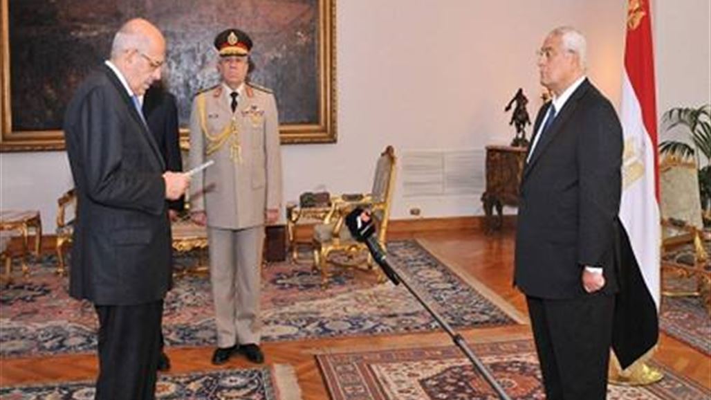 البرادعي يؤدي اليمين الدستورية كنائب للرئيس المصري