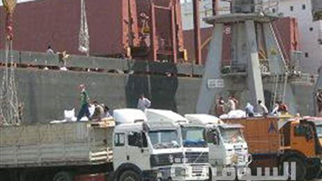 التجارة تعلن وصول 140 الف طن من الرز والسكر إلى ميناء ام قصر