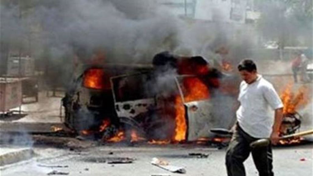 مقتل 14 مدنيا على الاقل بتفجير سيارة مفخخة استهدفت مجمعا طبيا شمال بغداد
