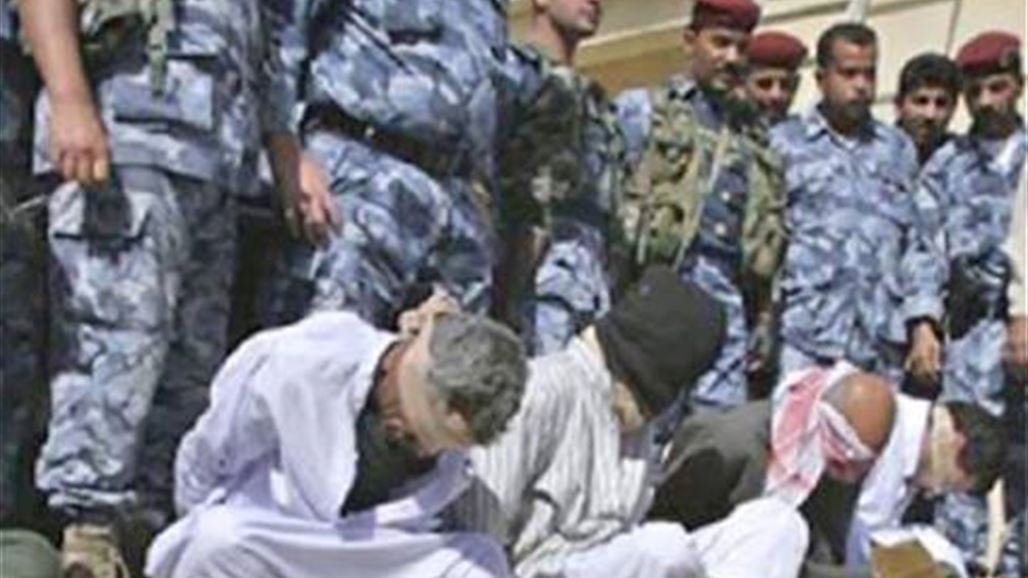 اعتقال ثلاثة مطلوبين أحدهم بتهمة "الإرهاب" وتفكيك سيارة مفخخة في بغداد