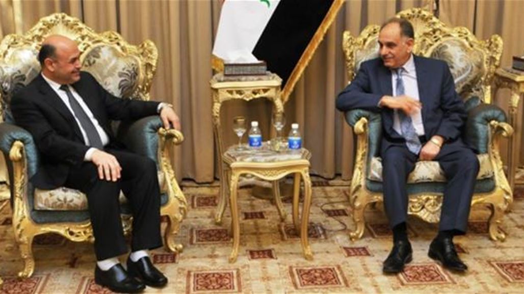 المطلك يحث على توسيع الاستثمار في البصرة لتوفير فرص عمل لشبابها