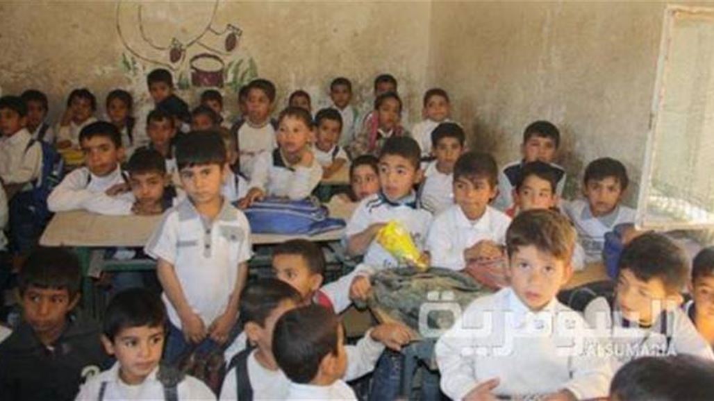 ذي قار تنتقد تلكؤ تنفيذ 65 مدرسة وتوفر كرفانات لاستقبال التلاميذ