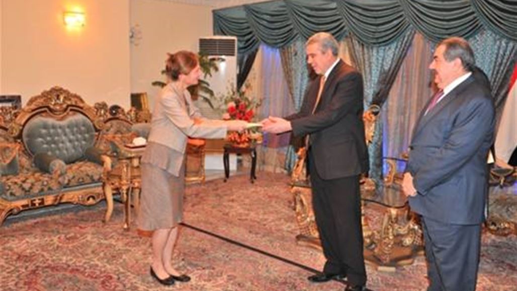 الخزاعي يتسلم أوراق اعتماد عدد من سفراء الدول الصديقة والشقيقة