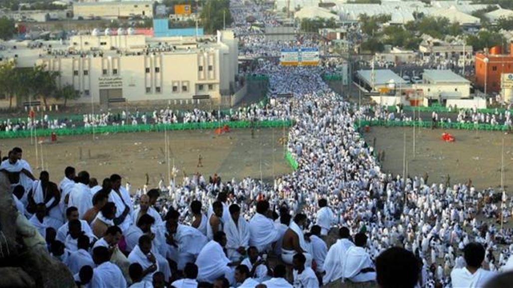 مليون ونصف المليون حاج على جبل عرفات في يوم الحج الأكبر