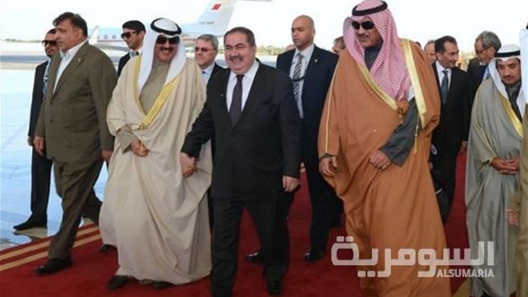 زيباري يصل إلى الكويت على رأس وفد رفيع