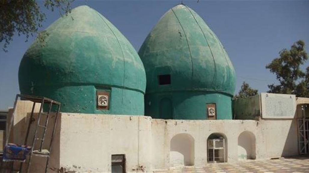 السياحة تتهم "المزارات" بتغيير طراز مرقد عمران بن علي وتعتبره مخالفاً لليونسكو