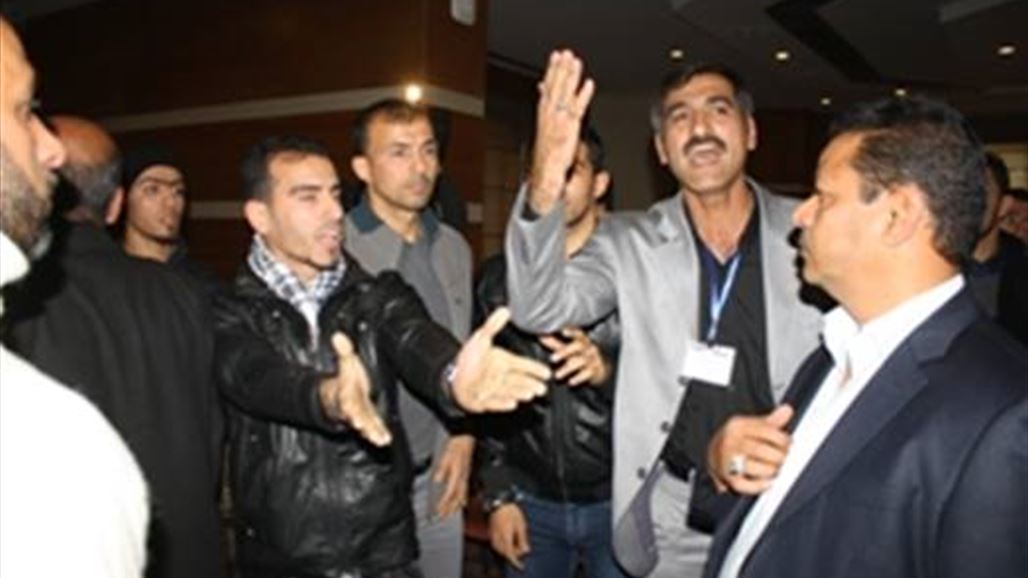 انتخابات اتحاد التجديف تشهد مشادات كلامية وهتافات "طائفية"