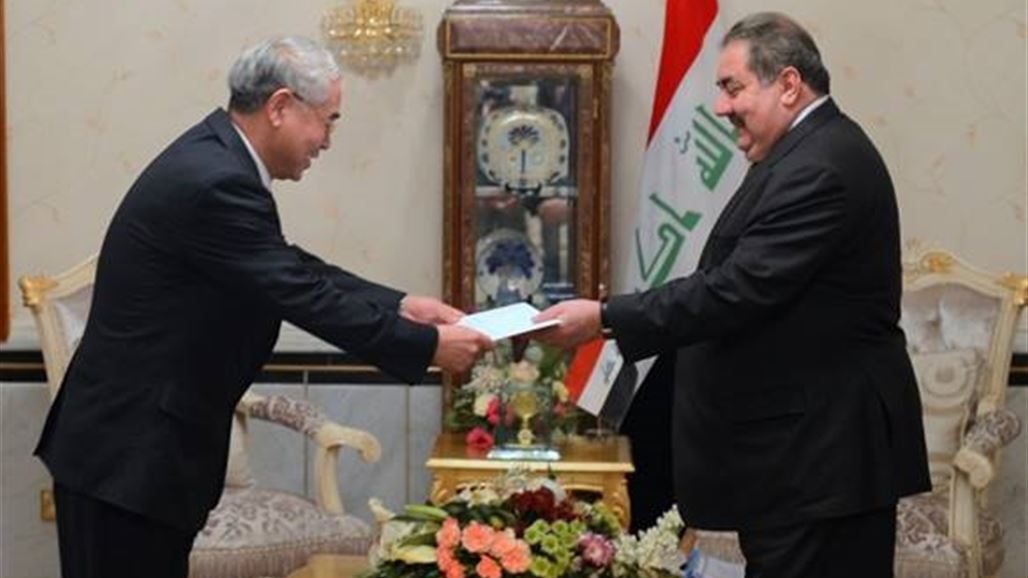 زيباري يتسلم أوراق اعتماد خمسة سفراء جدد في العراق