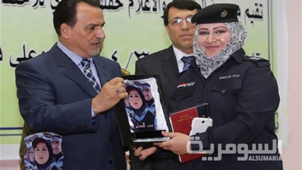 الداخلية تتوعد بمحاسبة من لا يؤدي التحية للضباط من العنصر النسوي