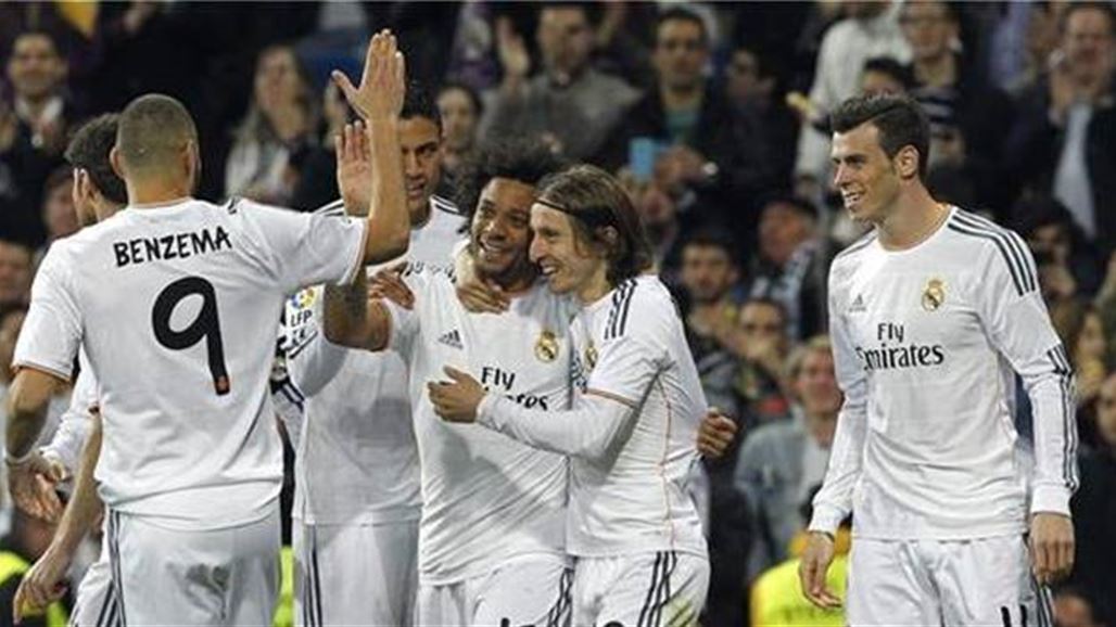 ريال مدريد يفوز بثلاثة أهداف ويضيع أضعافها ويوسع الفارق في صدارته لليغا