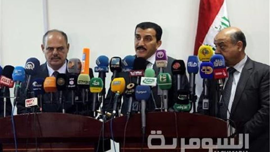 عطا: قناتا العربية والجزيرة تتحدثان عن داعش في الانبار كانه انتفاضة عشائرية